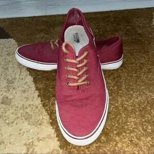 Missimo -burgundy- sz 9 sneakers